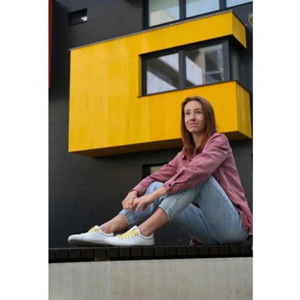 Aylla_Keck_White Yellow_05.jpg