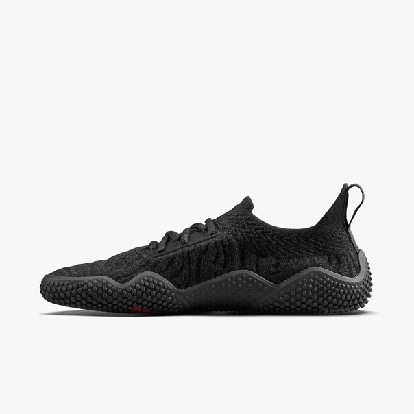 Motus Studio Sneaker_Obsidian_03.jpg