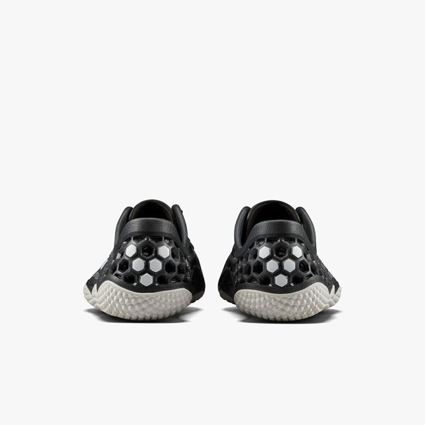 Ultra Black_05.jpg